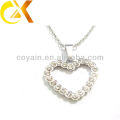 Fabricante 316L joyería de acero inoxidable forma de corazón colgantes de cristal para las mujeres